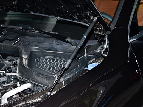 2026�� GLC 300 L 4MATIC ������ 7��