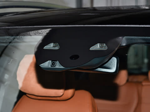 2026�� GLC 300 L 4MATIC ������ 7��