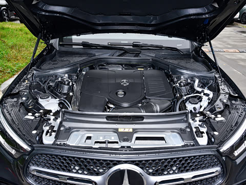 2026�� GLC 300 L 4MATIC ������ 5��