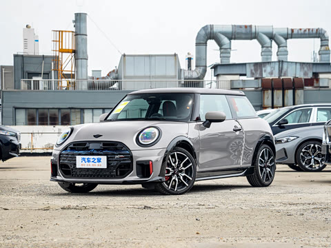 2025�� JOHN COOPER WORKS