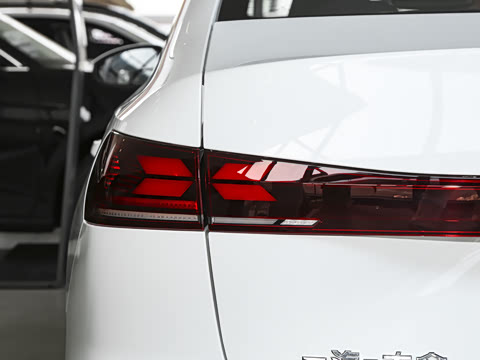 2026�� S 1.5L ������