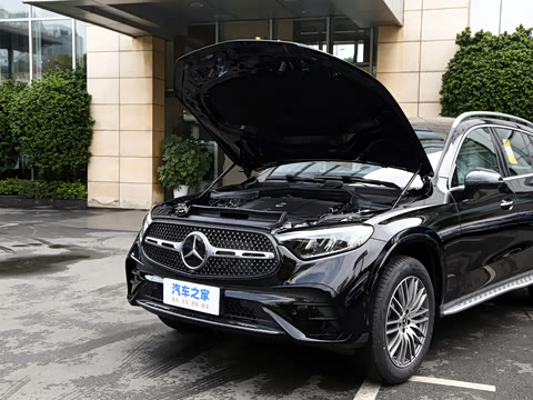 2026�� �Ŀ� GLC 300 L 4MATIC ������ 5��