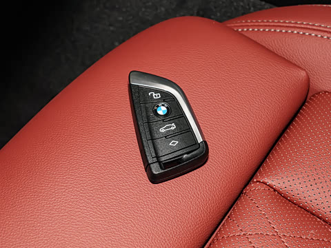 2026�� 325Li M�˶���װ