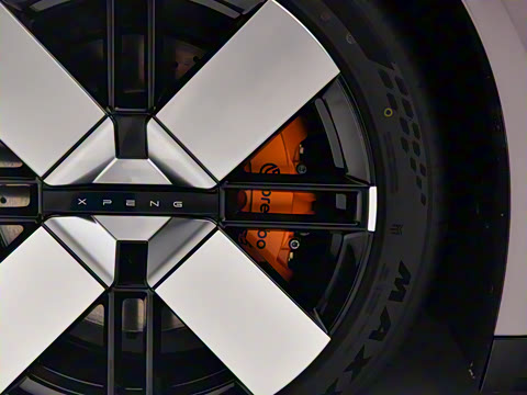 2025�� 750 ���������� Ultra