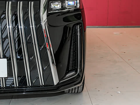 2026�� ���̰� 230����� 7��