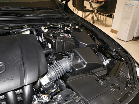 2025�� 2.0L �Զ������