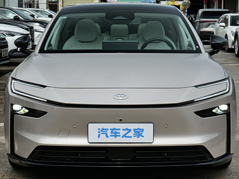 2026�� 700 Max