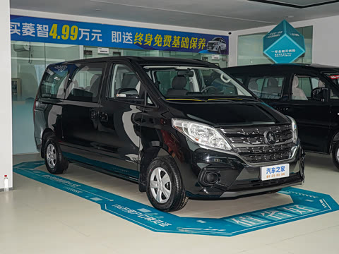 2027�� 2.0L ������ 7��