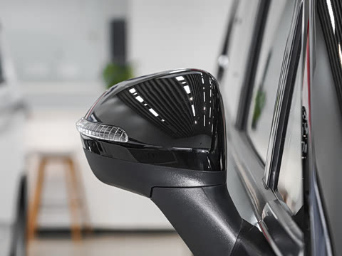 2026�� 2.0L �ֶ����ᾫӢ�� 7�� CNG