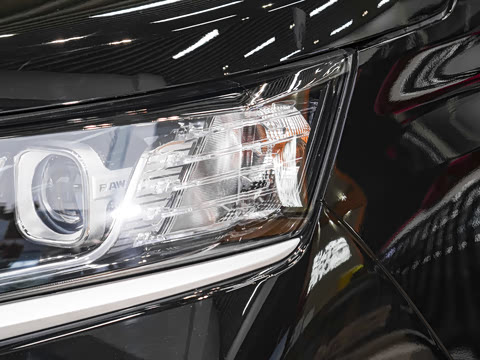 2026�� 2.0L �ֶ����ᾫӢ�� 7�� CNG