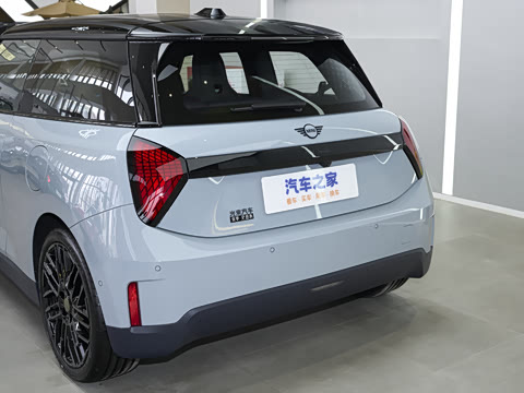 2025�� PAUL SMITH ���ʦ��