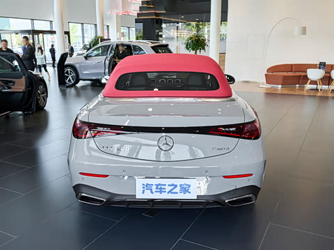 2026�� �Ŀ� CLE 300 4MATIC ������ܳ�