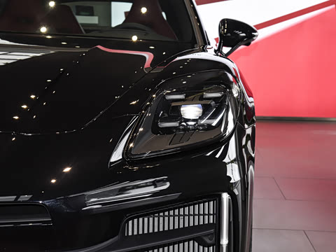 2026�� Panamera ������ 2.9T