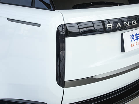 2025�� 3.0 L6 400PS ʢ���ӳ���