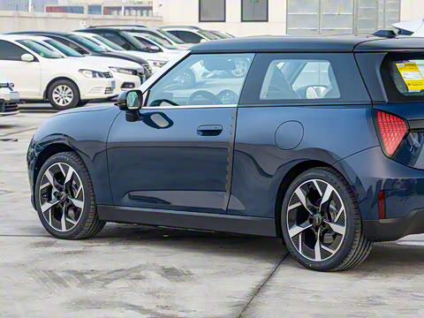 2025�� 463km COOPER SE ������