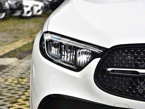 2026�� GLC 260 4MATIC ����SUV