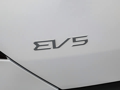 2025�� 720 Light