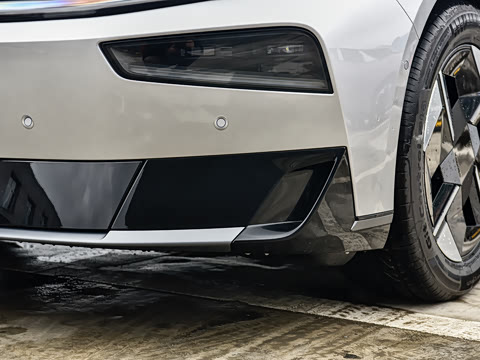 2026�� ���� 1550 Max �Ƽ���