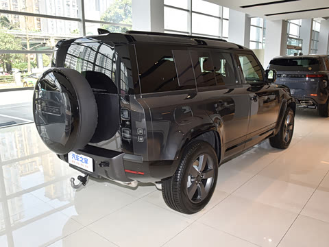 2026�� 110 3.0T P400 X-Dynamic HSE