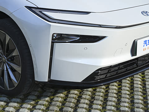 2026�� 710 Ultra�����״��