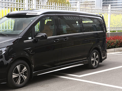 2026�� ����˹LW63