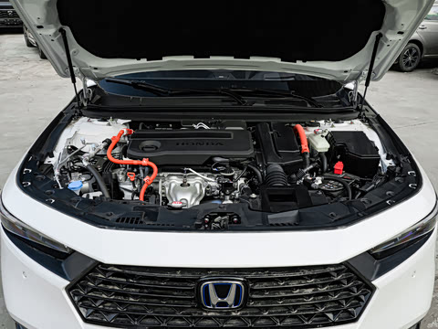 2025�� 2.0L e:PHEV ����