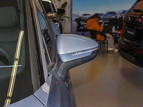 2025�� �Ŀ� ������ ����������