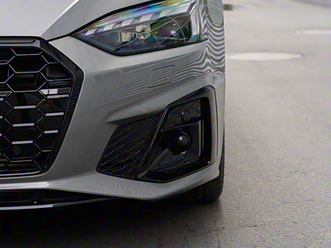 2025�� Sportback ��ذ� 40 TFSI quattro ����������