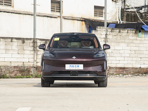 2025�� 670 Max��