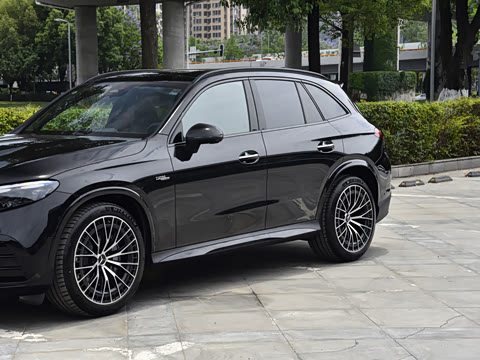 2026�� �Ŀ� AMG GLC 43 4MATIC