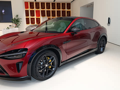 2025�� Max��