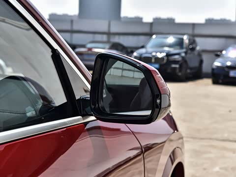 2026�� sDrive25i M�˶���װ