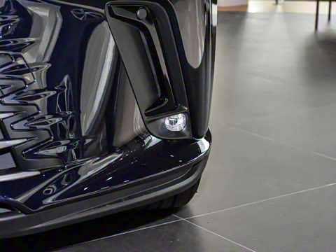 2026�� 300 ����������