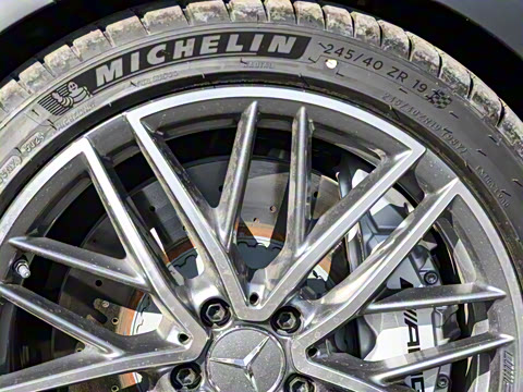 2026�� AMG C 43 4MATIC