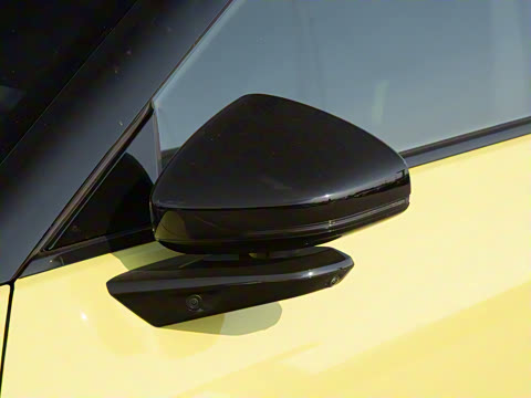 2025�� 750 ���������� Ultra