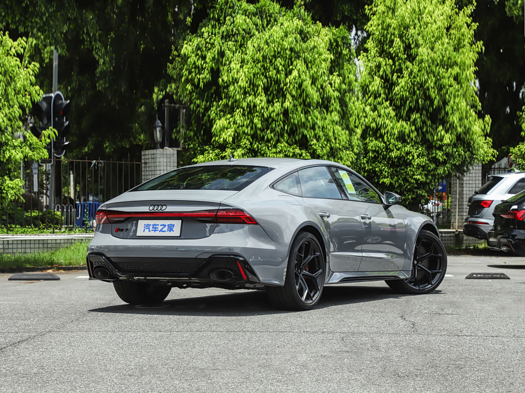 Audi RS 7 II (4K), Лифтбек: фото поколения
