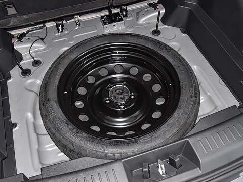 2025�� 1.5L �ֶ���Խ��