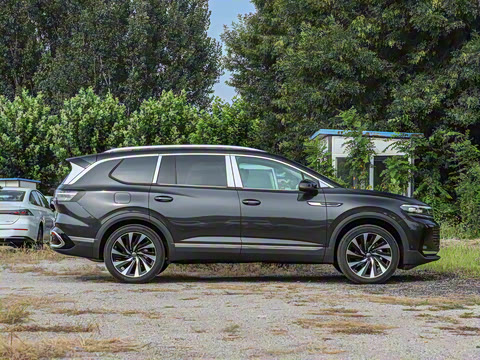 2026�� 450TSI �������� 7��