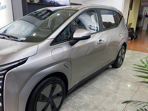 2025�� Plus 430 ������