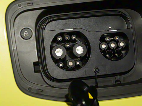 2025�� 702 ������ Ultra