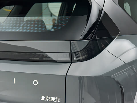 2025�� ����TECH�� 64.2kWh