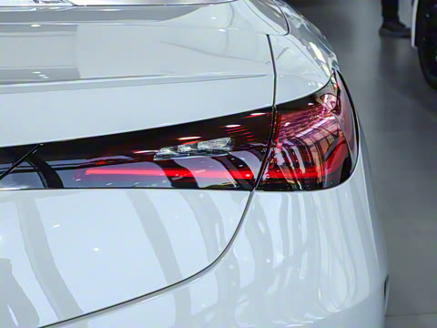 2026�� CLE 260 ������ܳ�