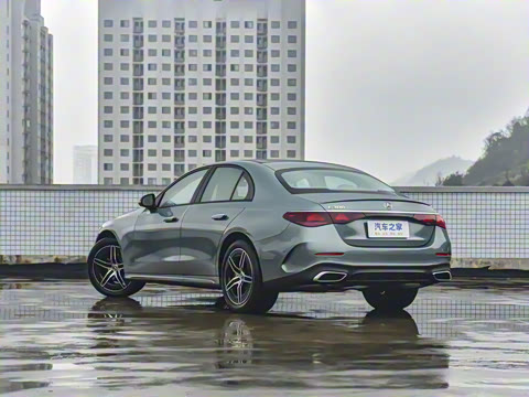 2026�� E 300 ʱ�����˶���