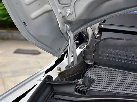 2024�� EQE 53 4MATIC+