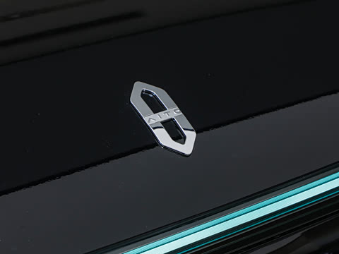 2025�� ���� Ultra�� 52kWh 6���棨896�߼����״