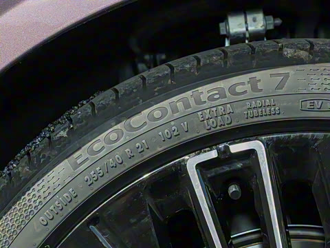 2025�� 240����Ultra