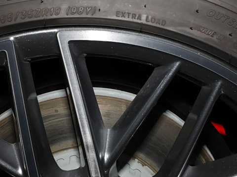 2026�� AMG C 43 4MATIC