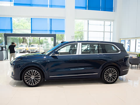 2025�� ����Ultra+����������