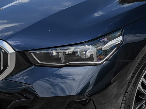 2026�� 525i M�˶���װ