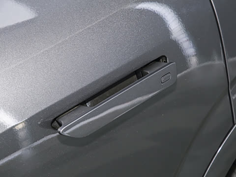 2025�� Max ���������